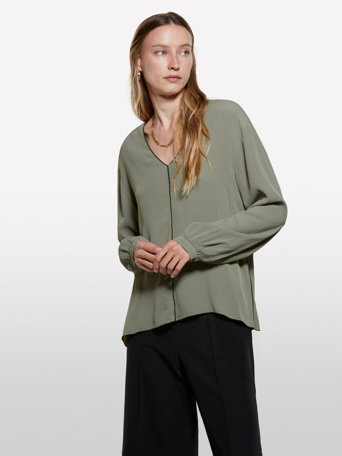 Blusa over fit verde militar - ucb_image_FY