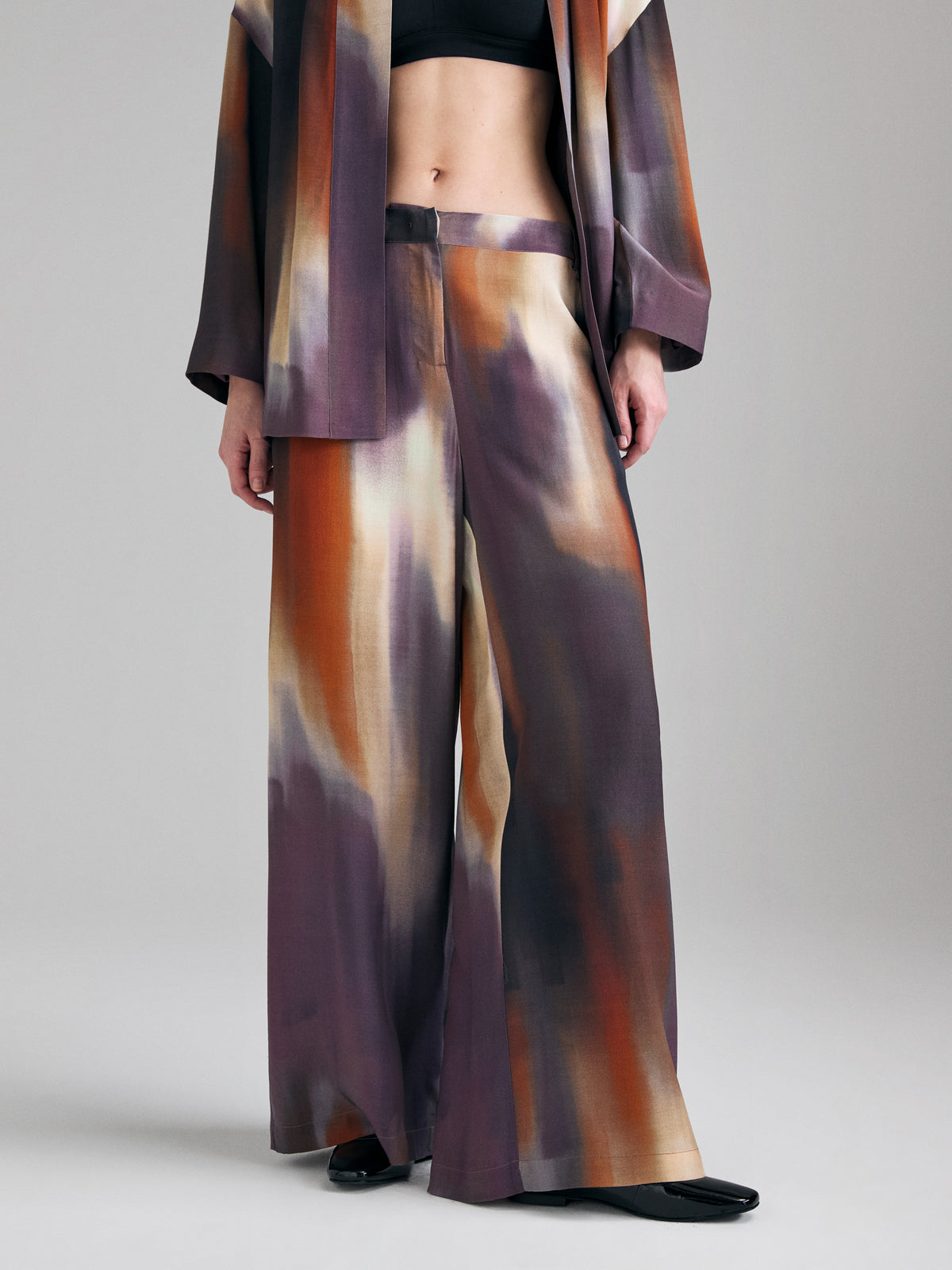 Wide-leg faded trousers