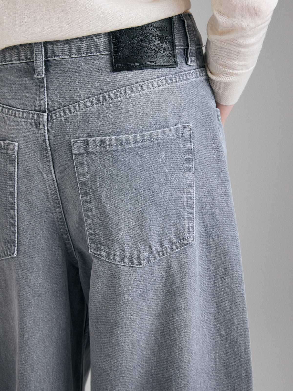 Jeans barrel fit a vita alta - ucb_image_FY