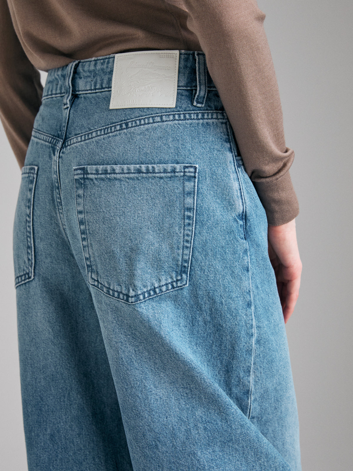 Jeans barrel fit a vita alta - ucb_image_FY