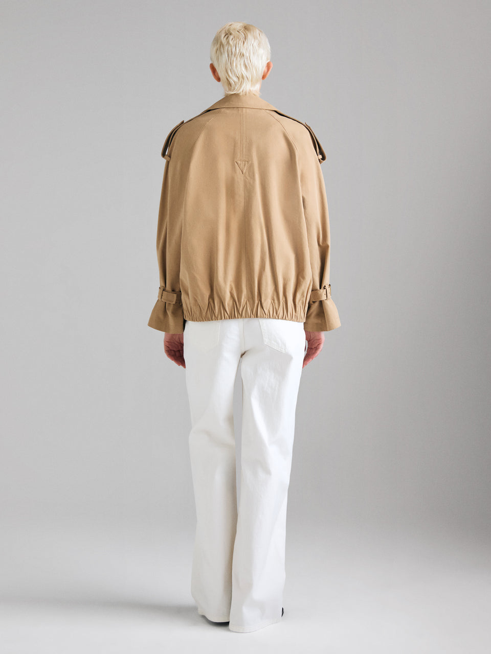 Trench curto over fit - ucb_image_B