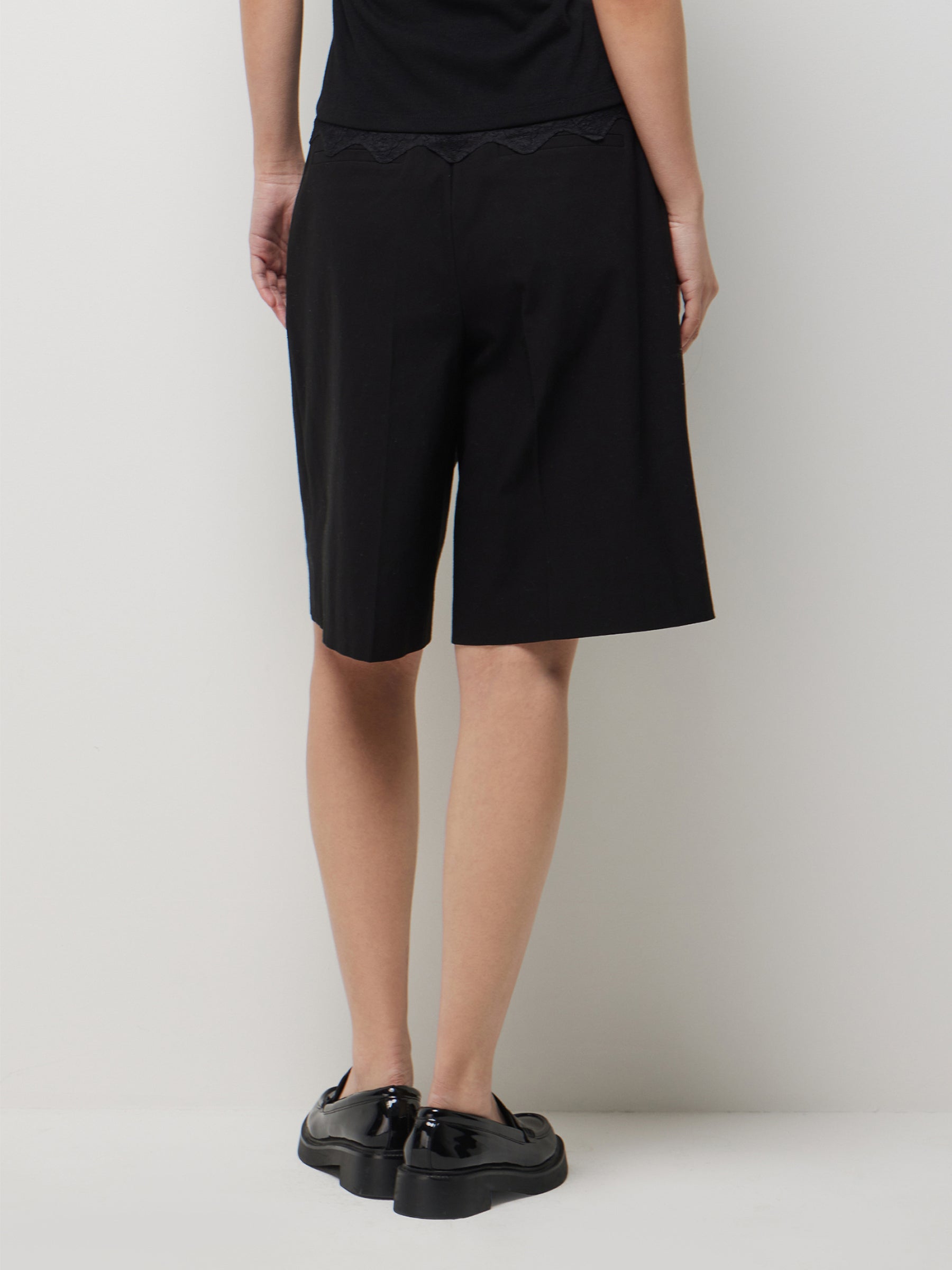 Bermudas com pinças - ucb_image_B