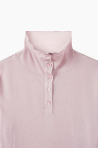 T-shirt de gola alta com botões - ucb_image_DS1