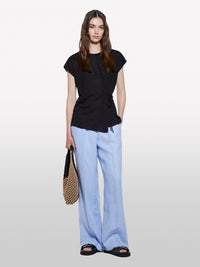 T-shirt preta com atilhos - ucb_image_F