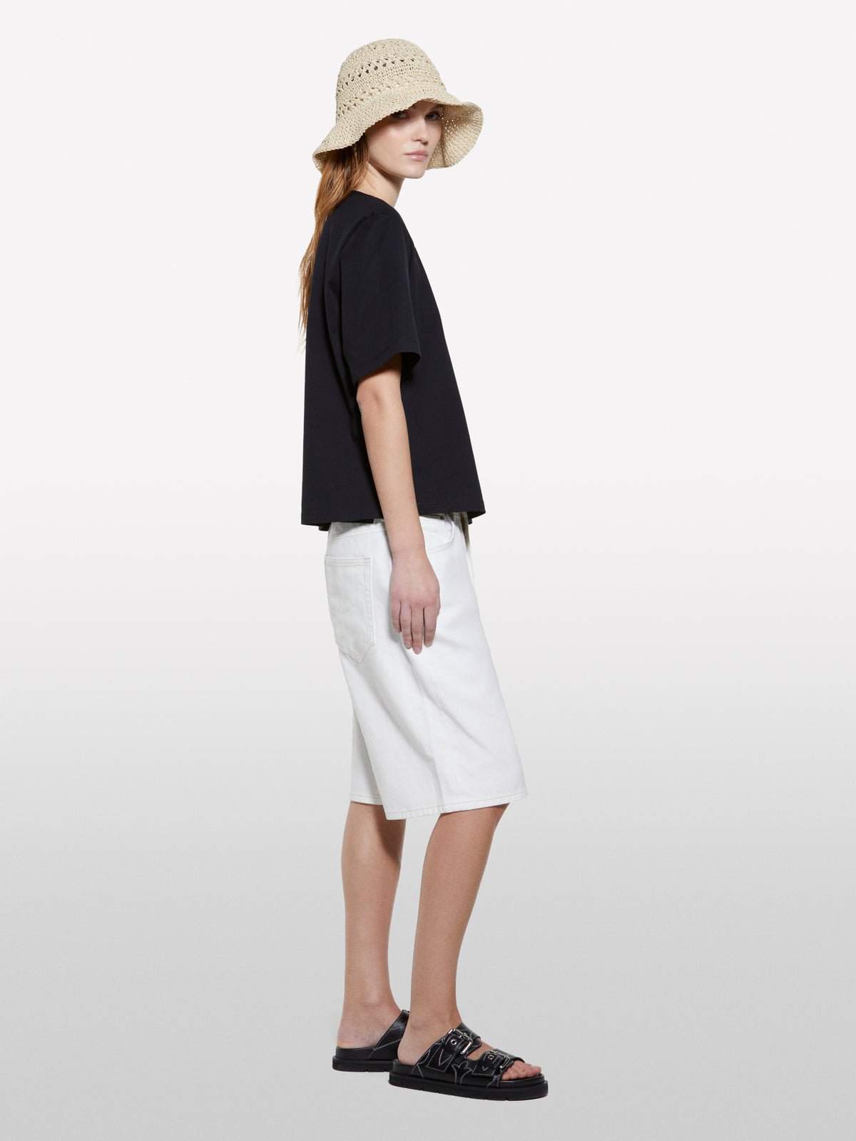 T-shirt preta com estampa de plantas marinhas - ucb_image_F
