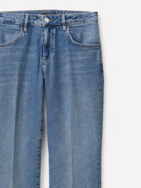Jeans modelo Cannes flare fit - ucb_image_DS1