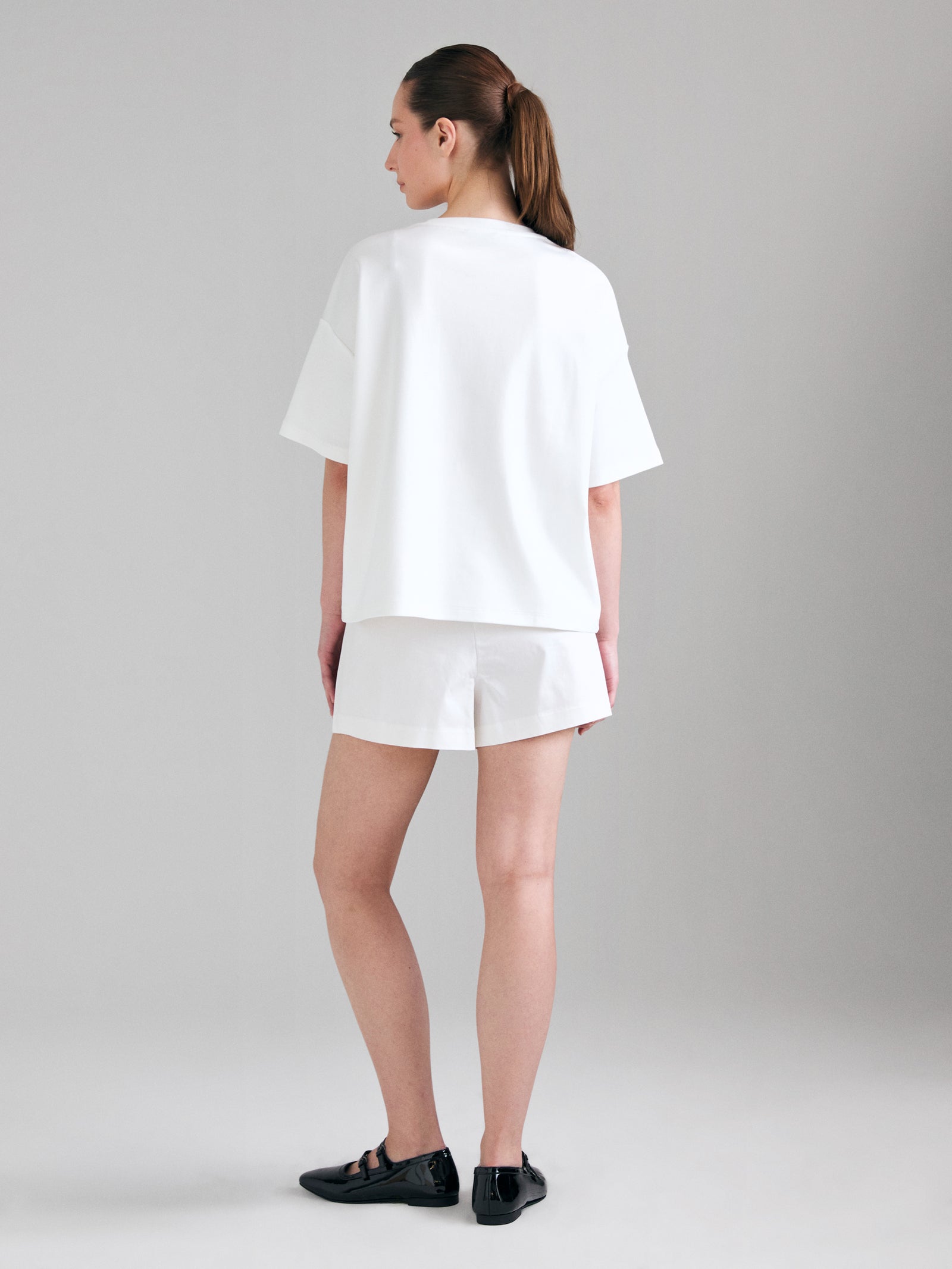 T-shirt com bordado crochê - ucb_image_B