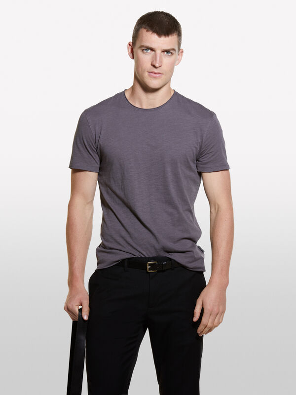 T-shirt gris foncé à bord brut - t-shirts à manches courtes pour homme | Sisley