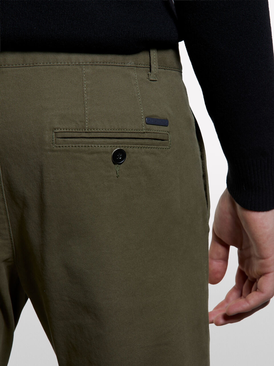 TROUSERS Homme image number null