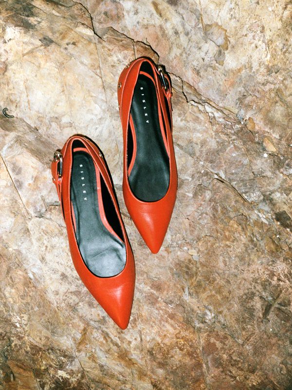 Red ballet flats with buckle - chaussures basses femme | Sisley