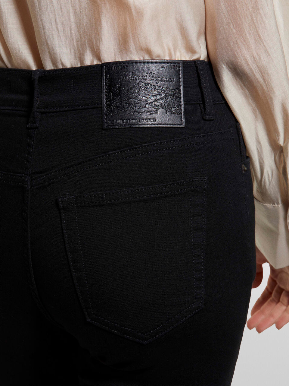 TROUSERS Femme image number null