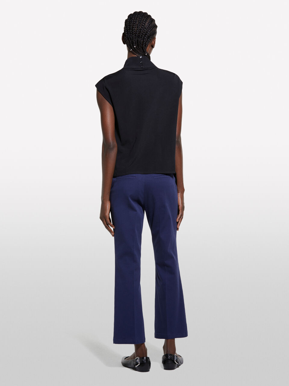 TOP Femme image number null