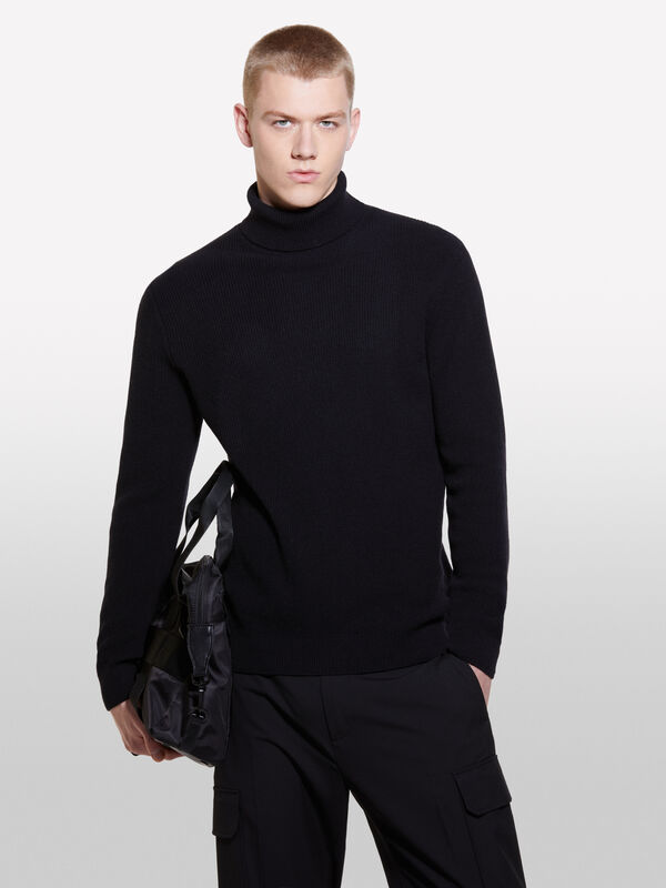 Pull noir à col montant - pulls col montant pour homme | Sisley