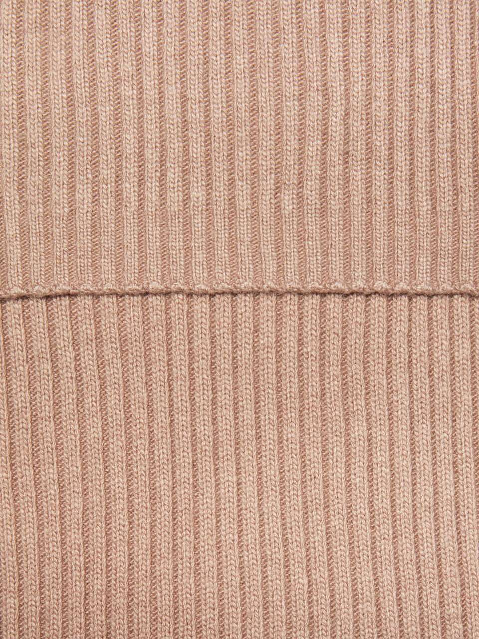 KNITTED SCARF Homme image number null