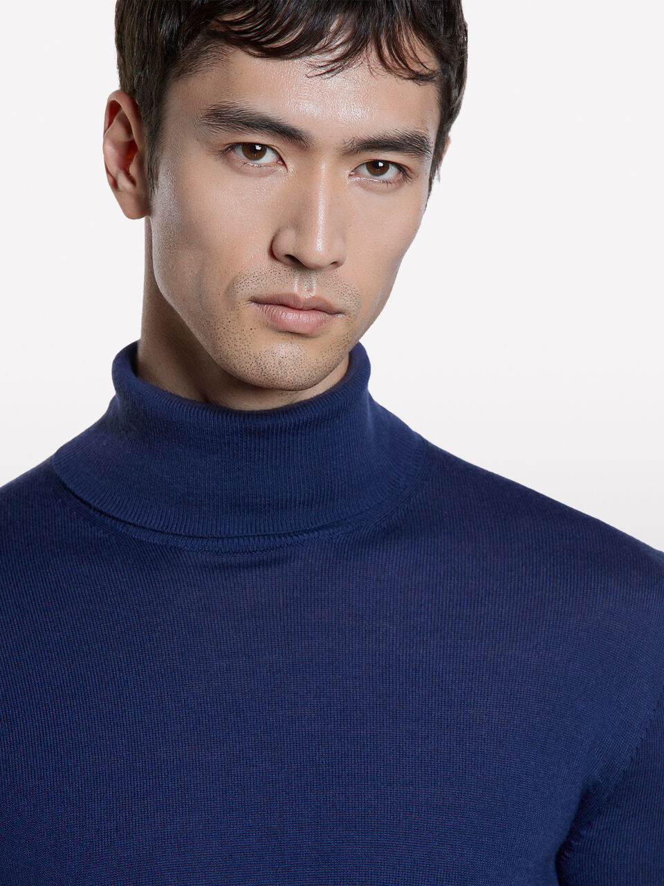 TURTLE NECK SWEATER Homme image number null
