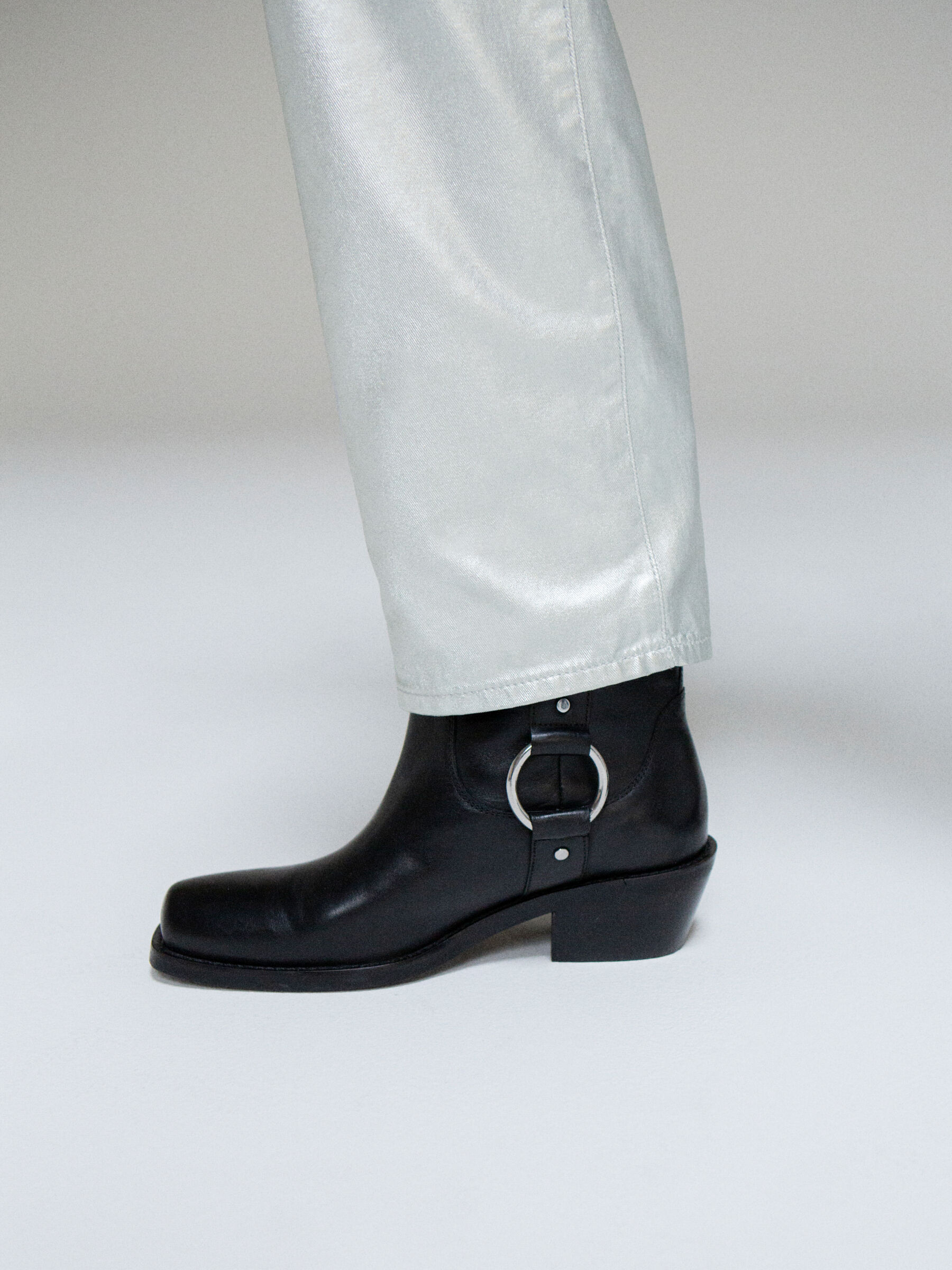 Bottines hot sale bout metallique