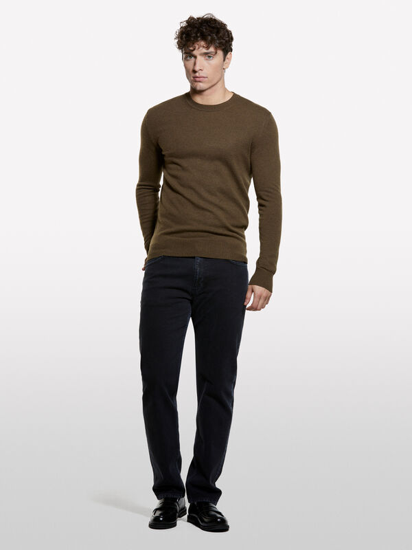 Pull ras du cou marron coupe régulière Pull ras du cou marron coupe régulière - pulls col rond pour homme | Sisley