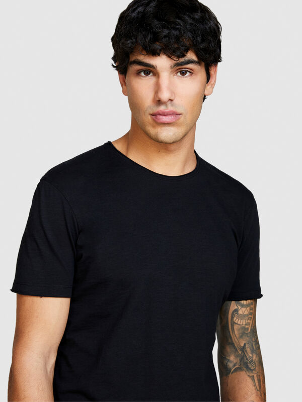 T-shirt à bords bruts - t-shirts à manches courtes pour homme | Sisley