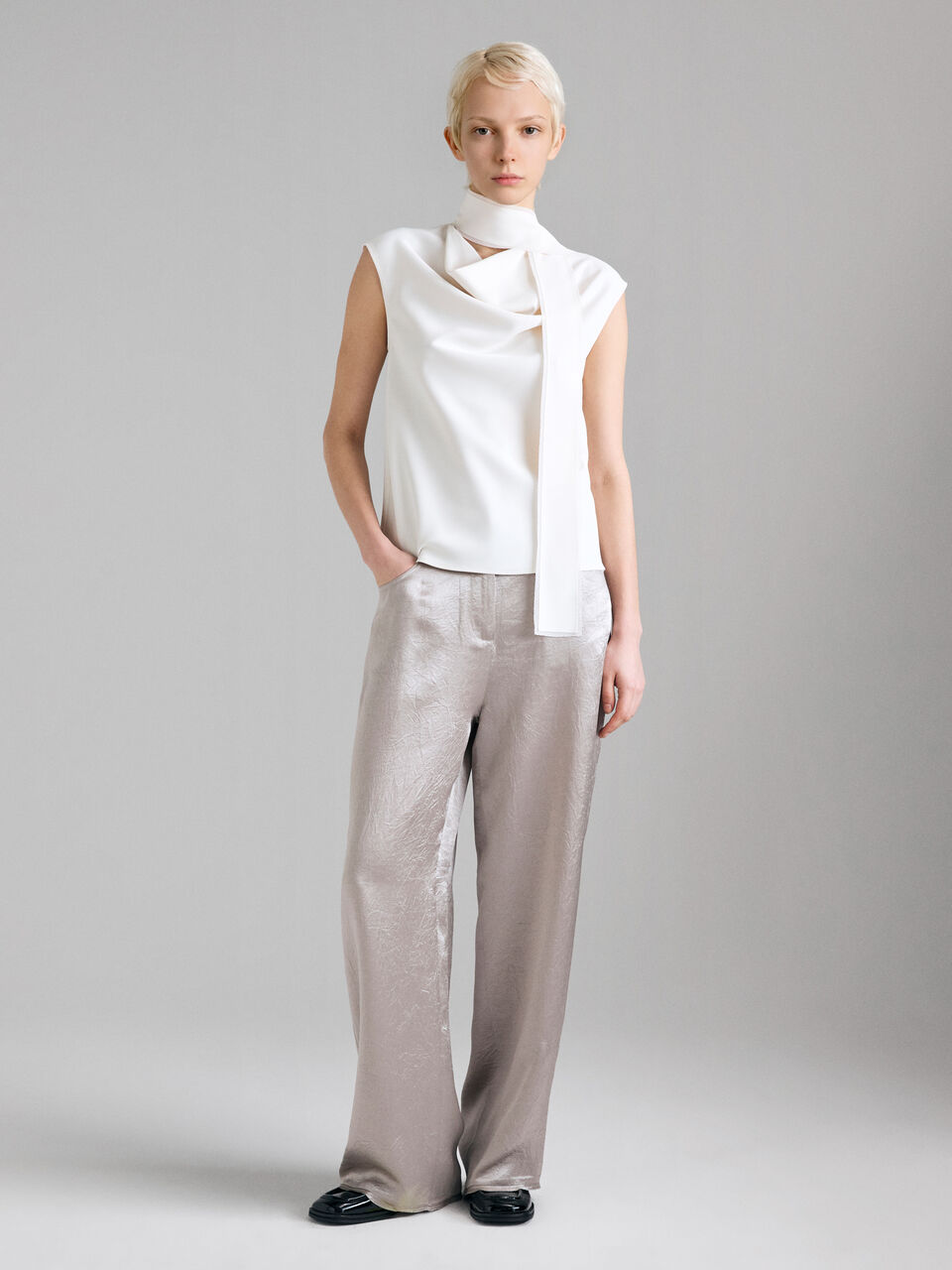 TROUSERS Femme image number null