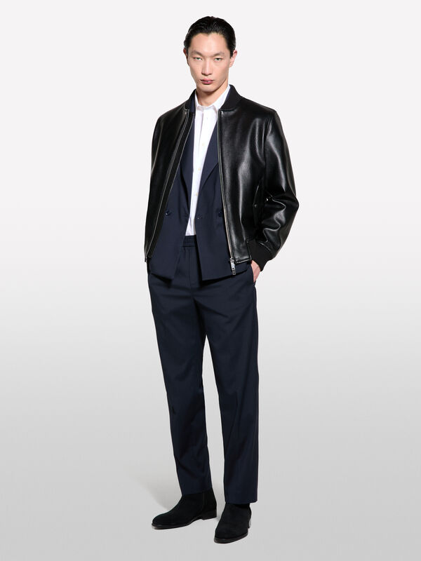 Jogging coupe regular bleu foncé - pantalons regular pour homme | Sisley