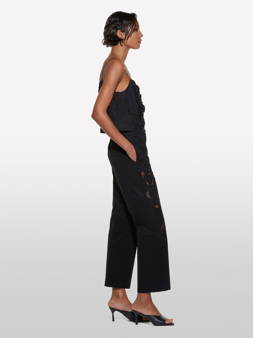 TROUSERS Femme image number null