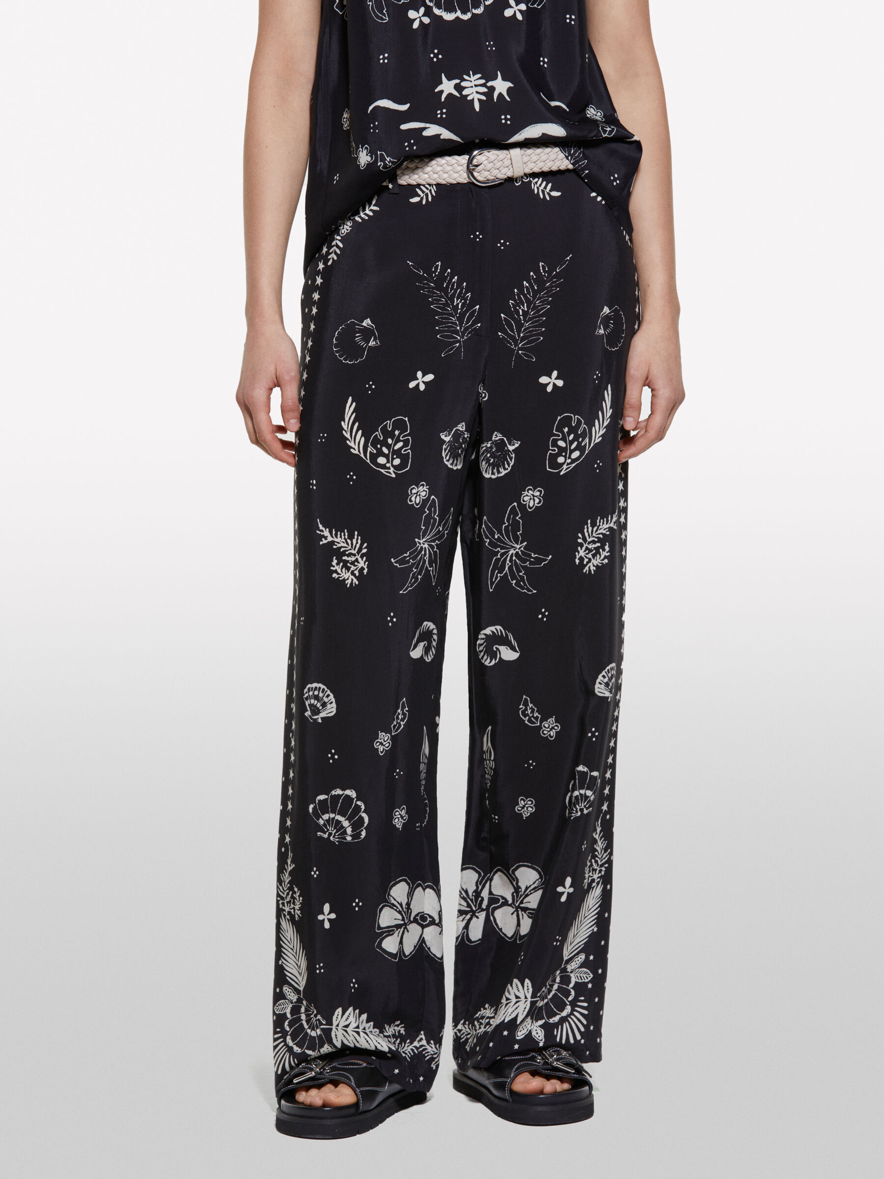 TROUSERS Femme image number null