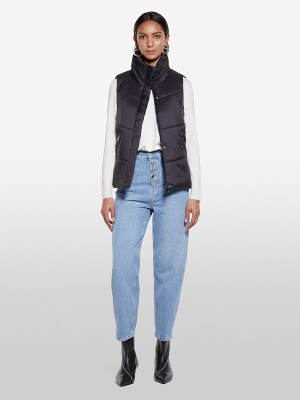 Pull crème à col rond Pull crème à col rond - pulls col rond pour femme | Sisley
