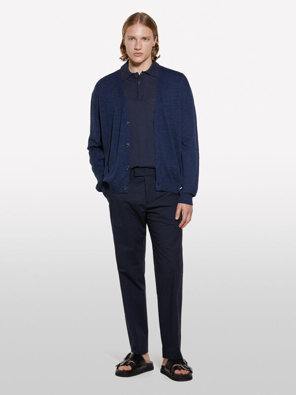 Polo bleu coupe classique en lin mélangé Polo bleu coupe classique en lin mélangé - polos pour homme | Sisley