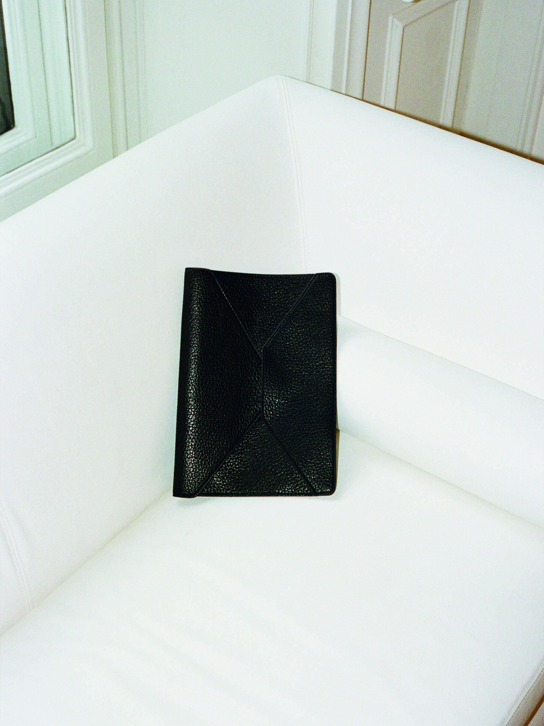 DOCUMENT HOLDER Femme image number null