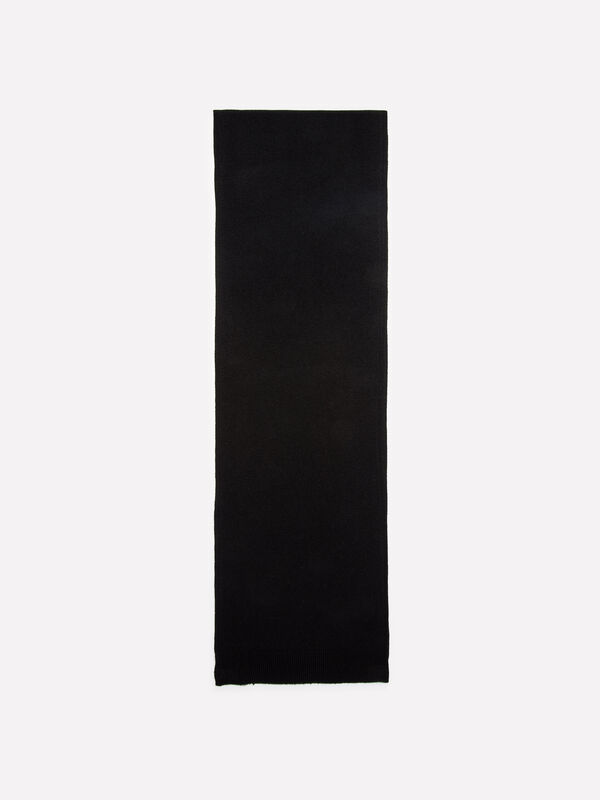 Écharpe tricotée noire Écharpe tricotée noire - écharpes et foulards pour femme | Sisley