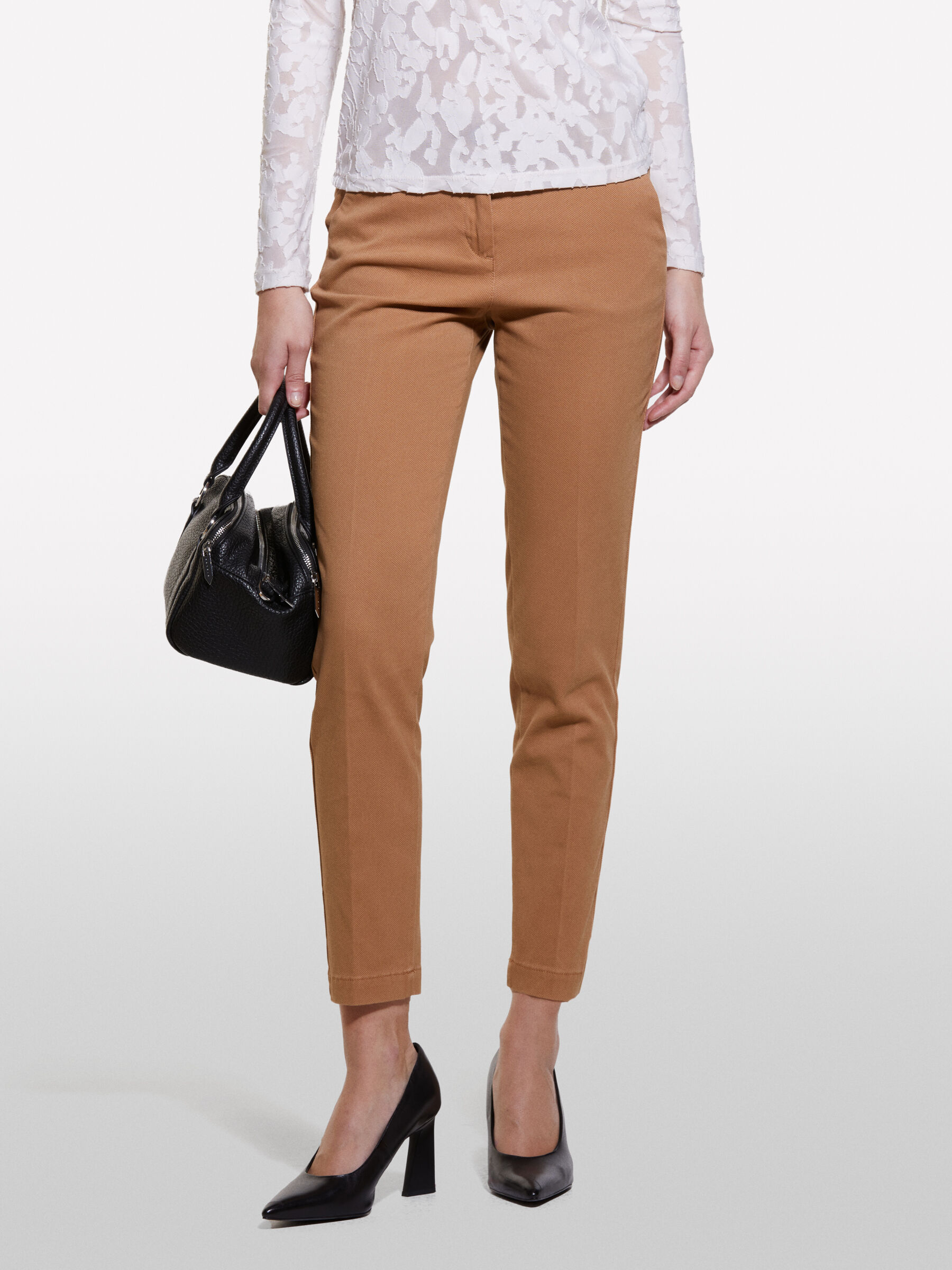 TROUSERS Femme image number null