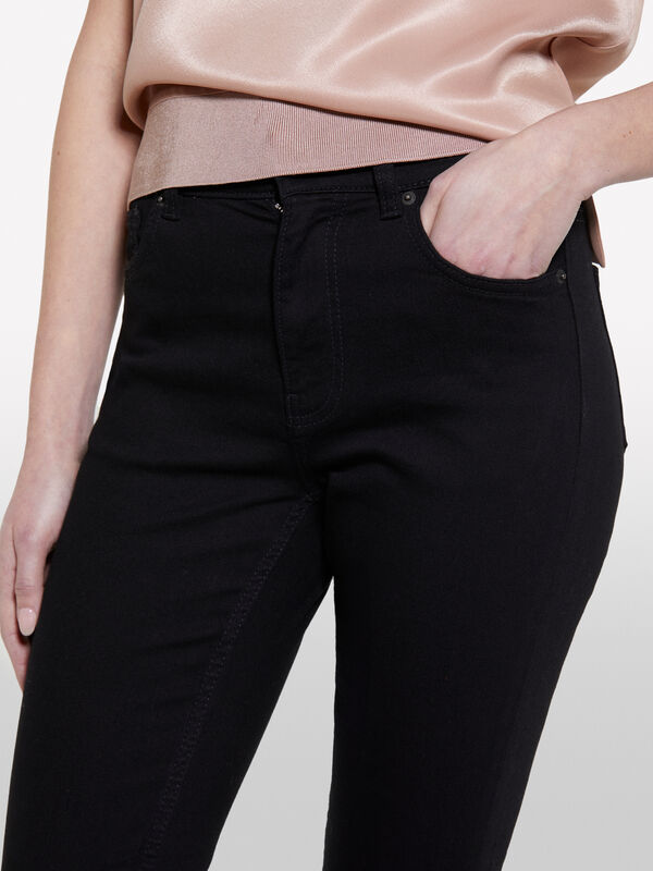 Jean Style 69 slim noir - jeans coupe slim pour femme | Sisley
