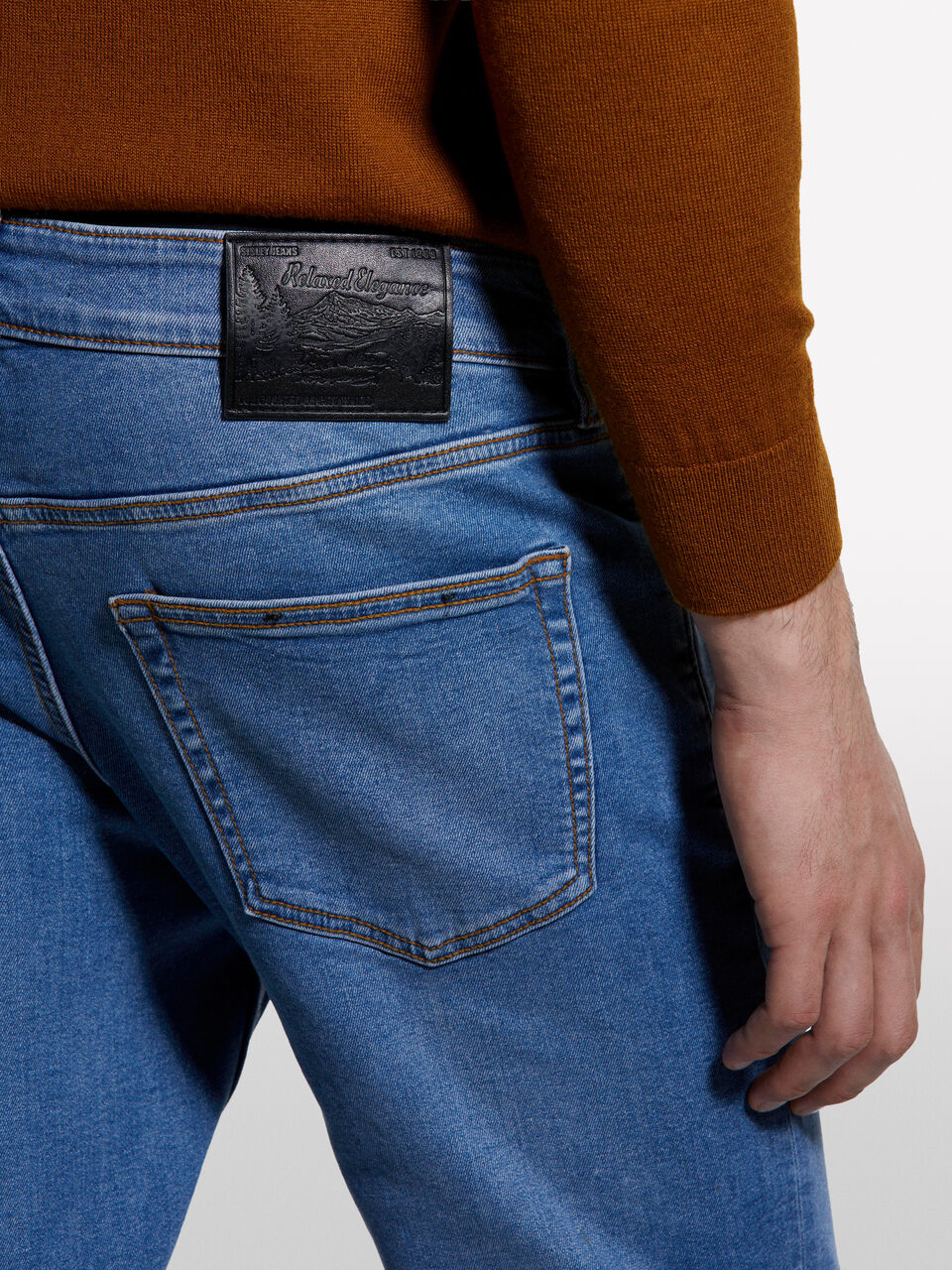 TROUSERS Homme image number null