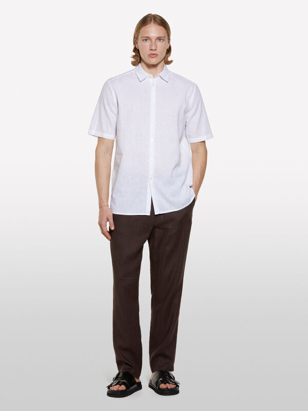 Chemise blanche à manches courtes Chemise blanche à manches courtes - chemises regular pour homme | Sisley