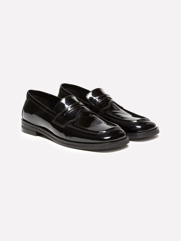 Mocassins noirs 100% cuir verni - chaussures basses femme | Sisley