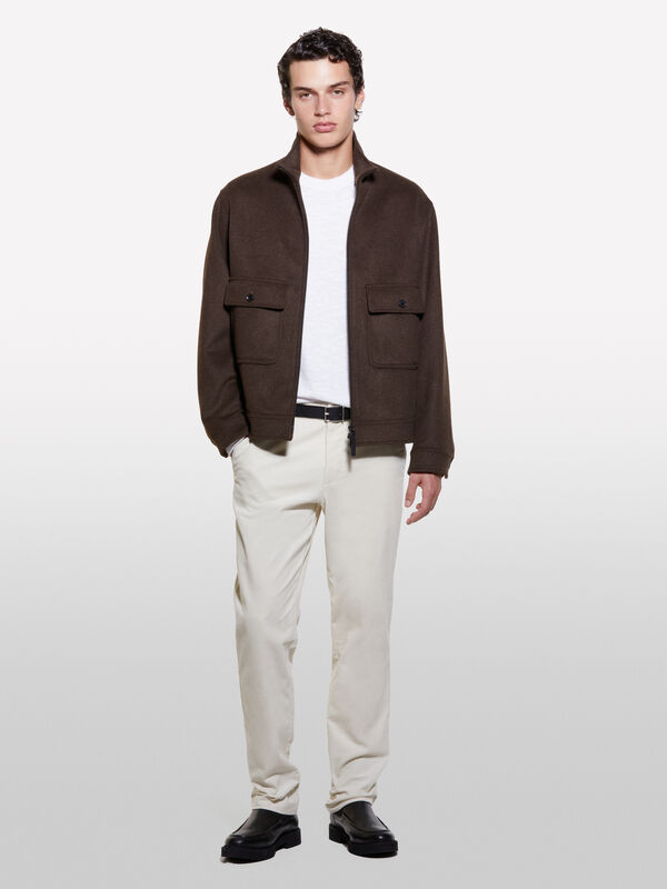 Chino beige en velours à bords-côtes - pantalons slim pour homme | Sisley