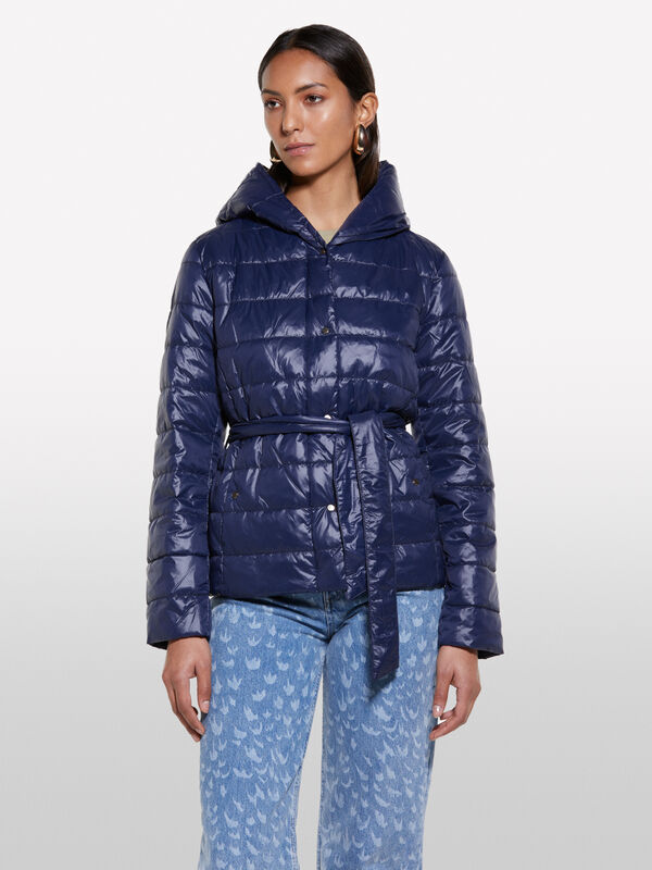 Blouson rembourré bleu avec ceinture - doudounes et vestes rembourrées pour femme | Sisley