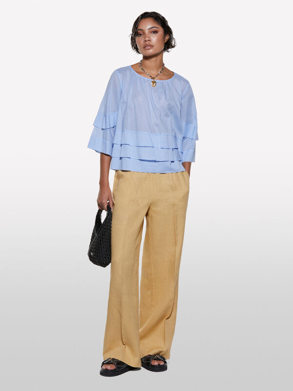 Blouse bleu clair à volants - blouses pour femme | Sisley