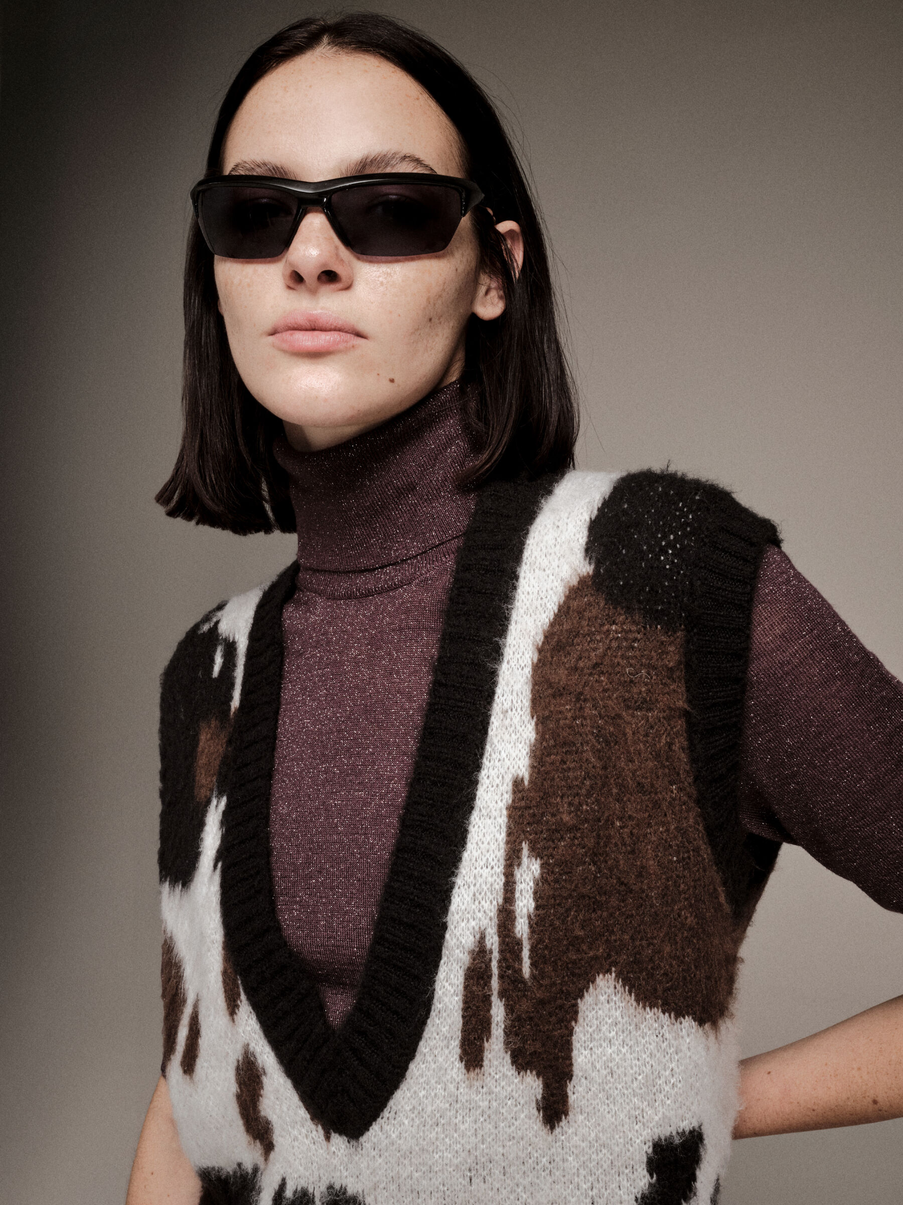 S/L V NECK SWEATER Femme image number null