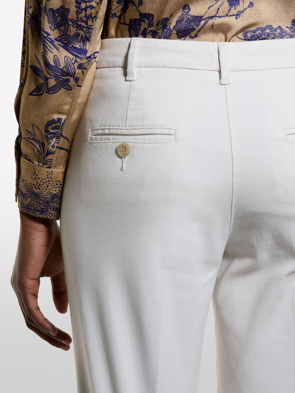 TROUSERS Femme image number null