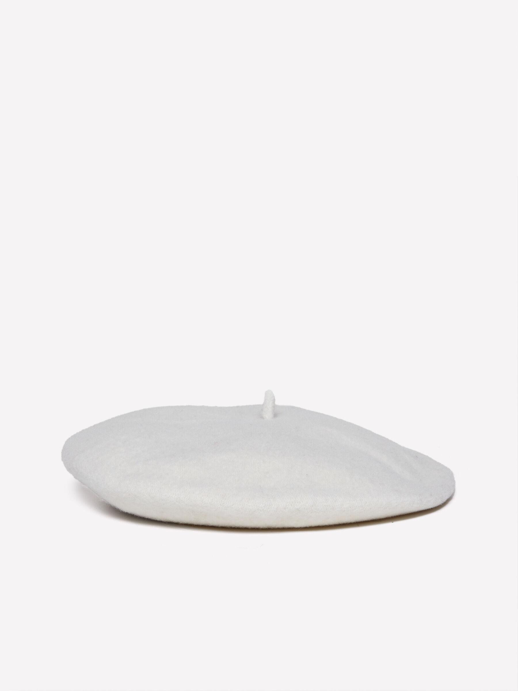 HAT Femme image number null