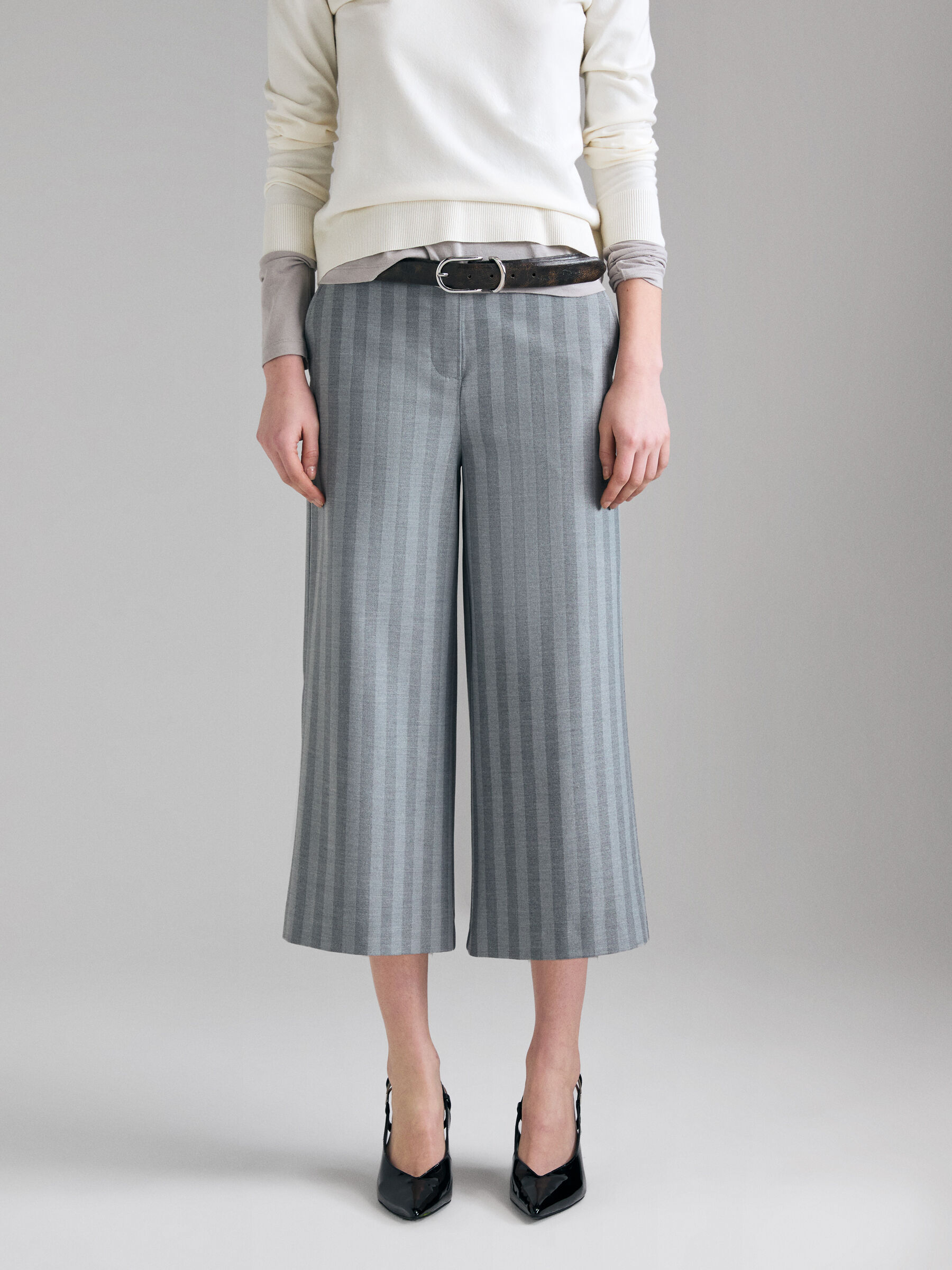 TROUSERS Femme image number null