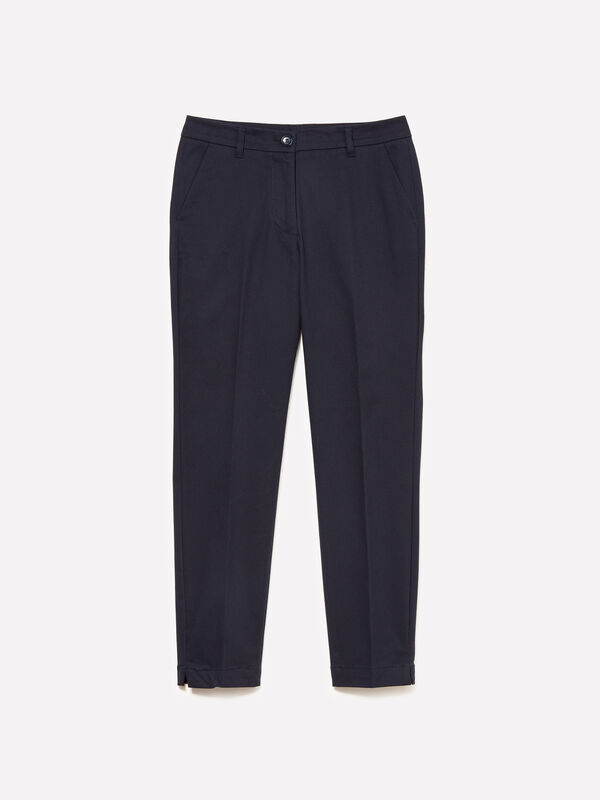 Pantalon chino bleu foncé coupe slim Pantalon chino bleu foncé coupe slim - pantalons chinos pour femme | Sisley