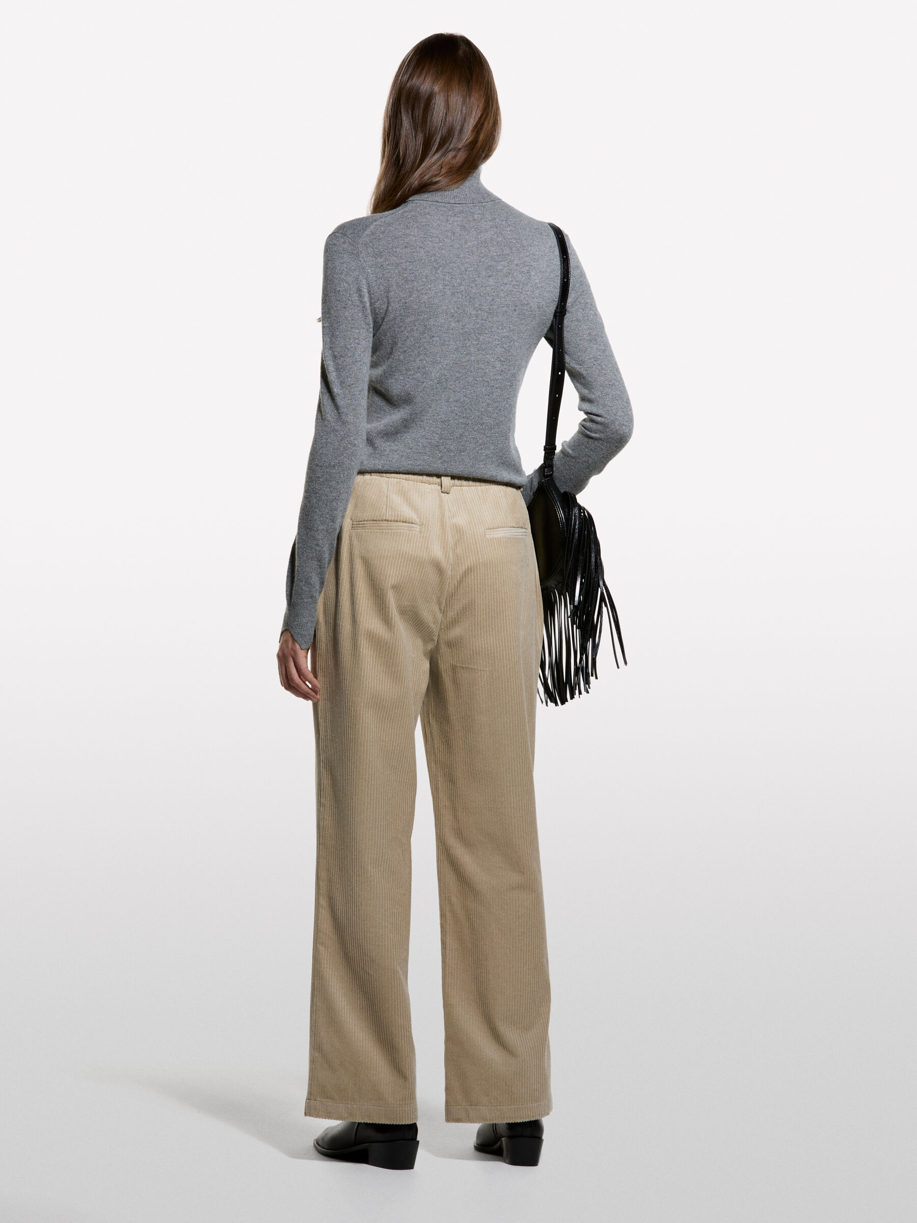 TURTLE NECK SWEATER Femme image number null