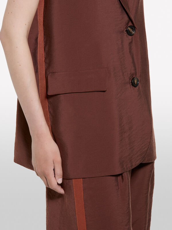 Gilet effet froissé marron foncé - vestes et doudounes sans manches pour femme | Sisley