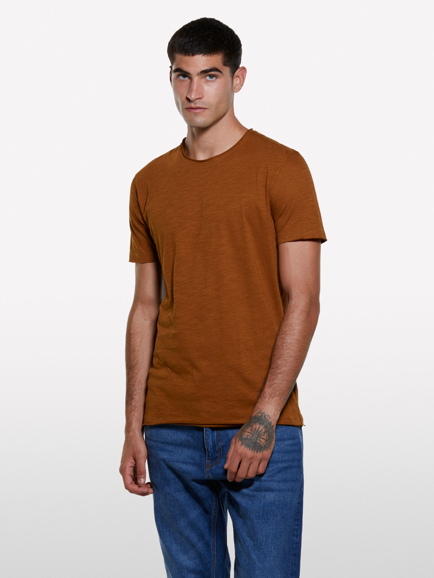 T-SHIRT Homme image number null
