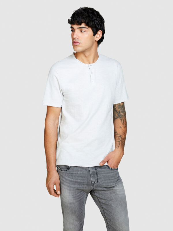 T-shirt ajusté à col tunisien - t-shirts à manches courtes pour homme | Sisley