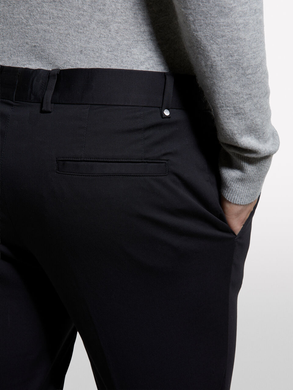 TROUSERS Homme image number null