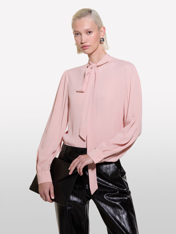 Blouse rose clair à lavallière  - blouses pour femme | Sisley