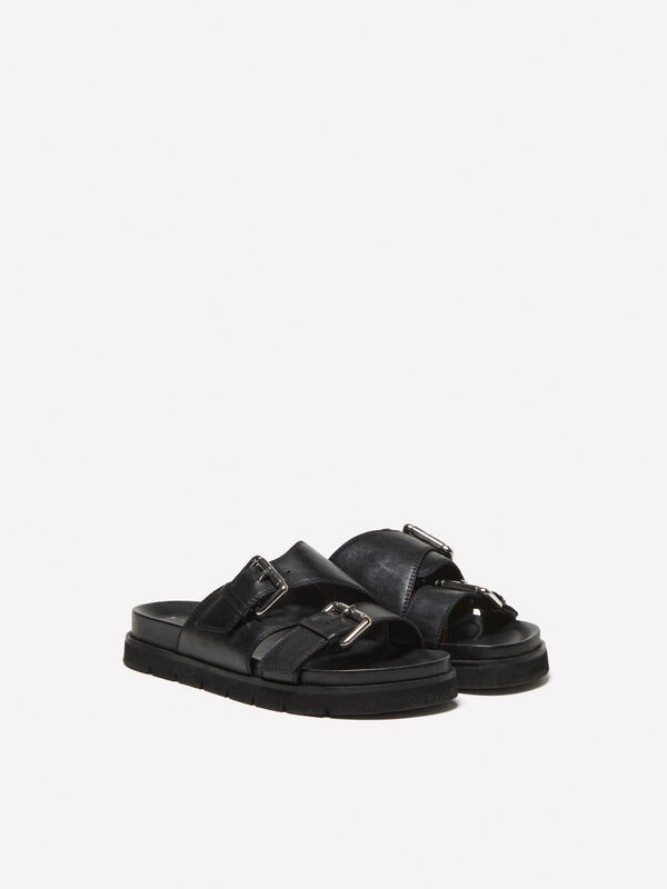 Chaussons en cuir noir - chaussures pour homme | Sisley